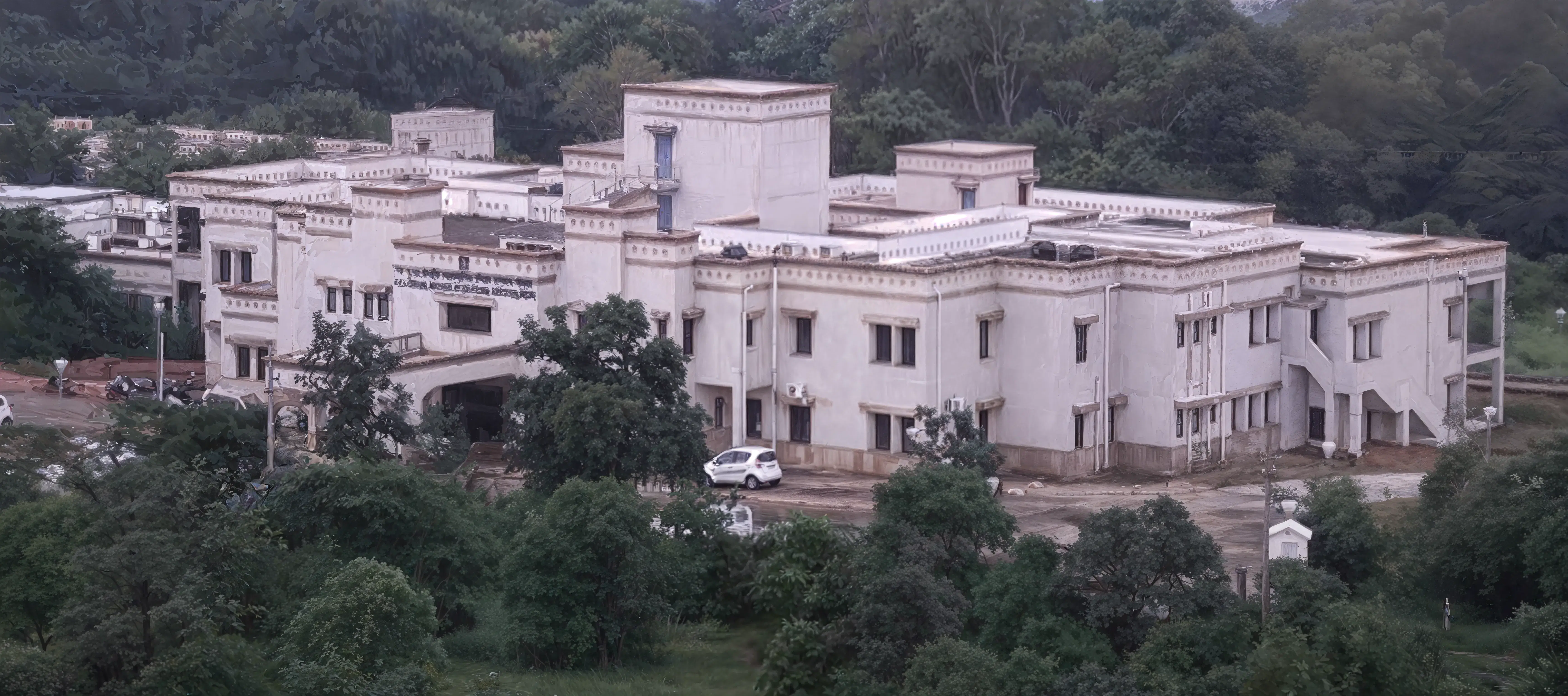 RIE Bhopal campus photo 5